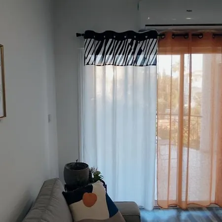 Zinas Modern Flat Nicosia *