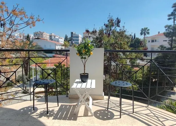 Zinas Modern Flat Nicosia *