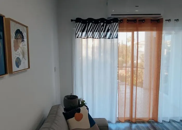 Zinas Modern Flat Nicosia *