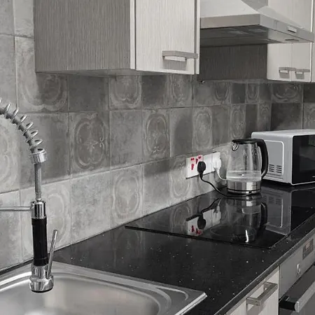 Apartment Zinas Modern Flat Nicosia Strovolos