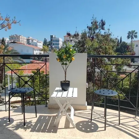 Zinas Modern Flat Nicosia *