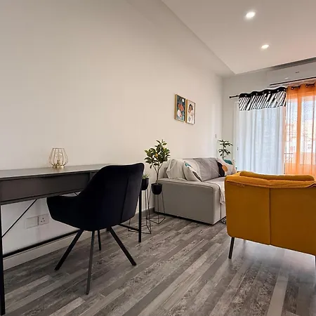 Zinas Modern Flat Nicosia Strovolos